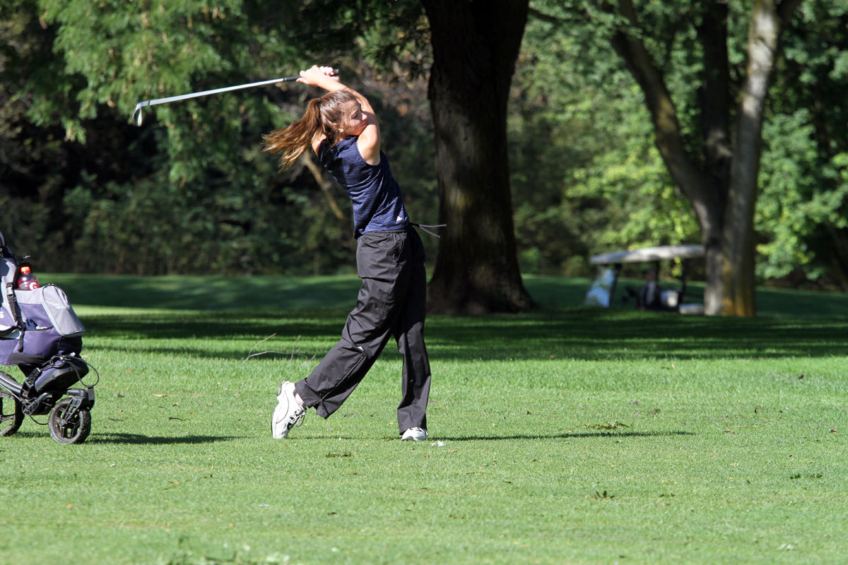 York District Girls Golf (6).jpg